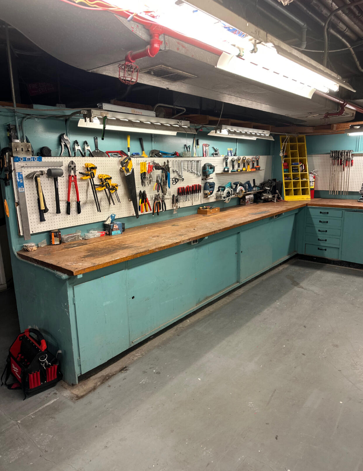 vintage workshop studio art